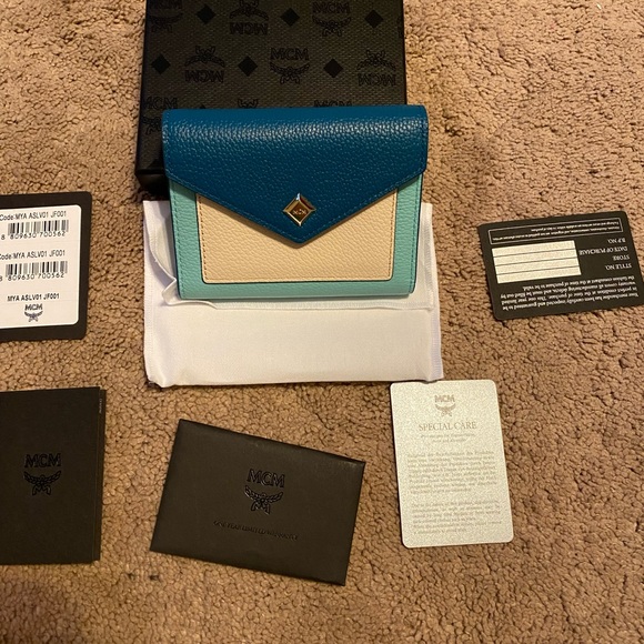 MCM Mini Deep Lagoon Letter Flap Wallet NEW - Picture 2 of 9